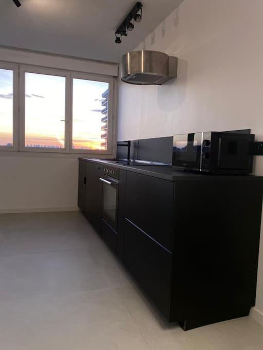 Créteil Suite « Body Love » - Jacuzzi Privatif מראה חיצוני תמונה